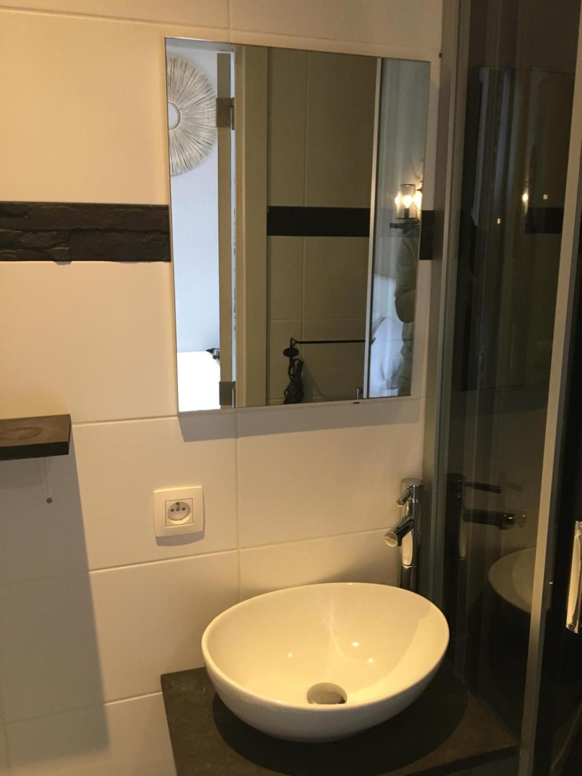 B&B Nonne Blanche Oostende Bagian luar foto
