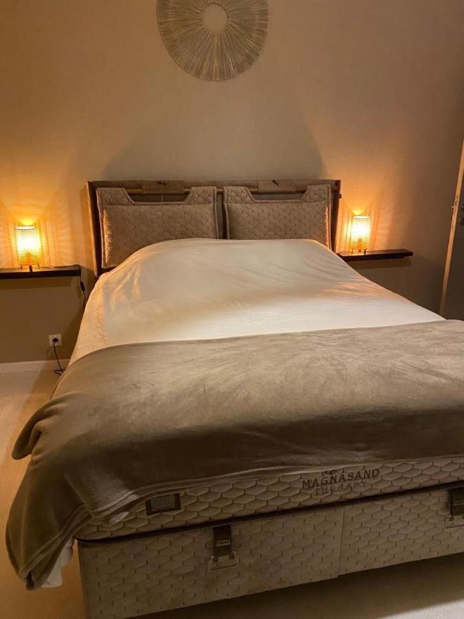 B&B Nonne Blanche Oostende Bagian luar foto